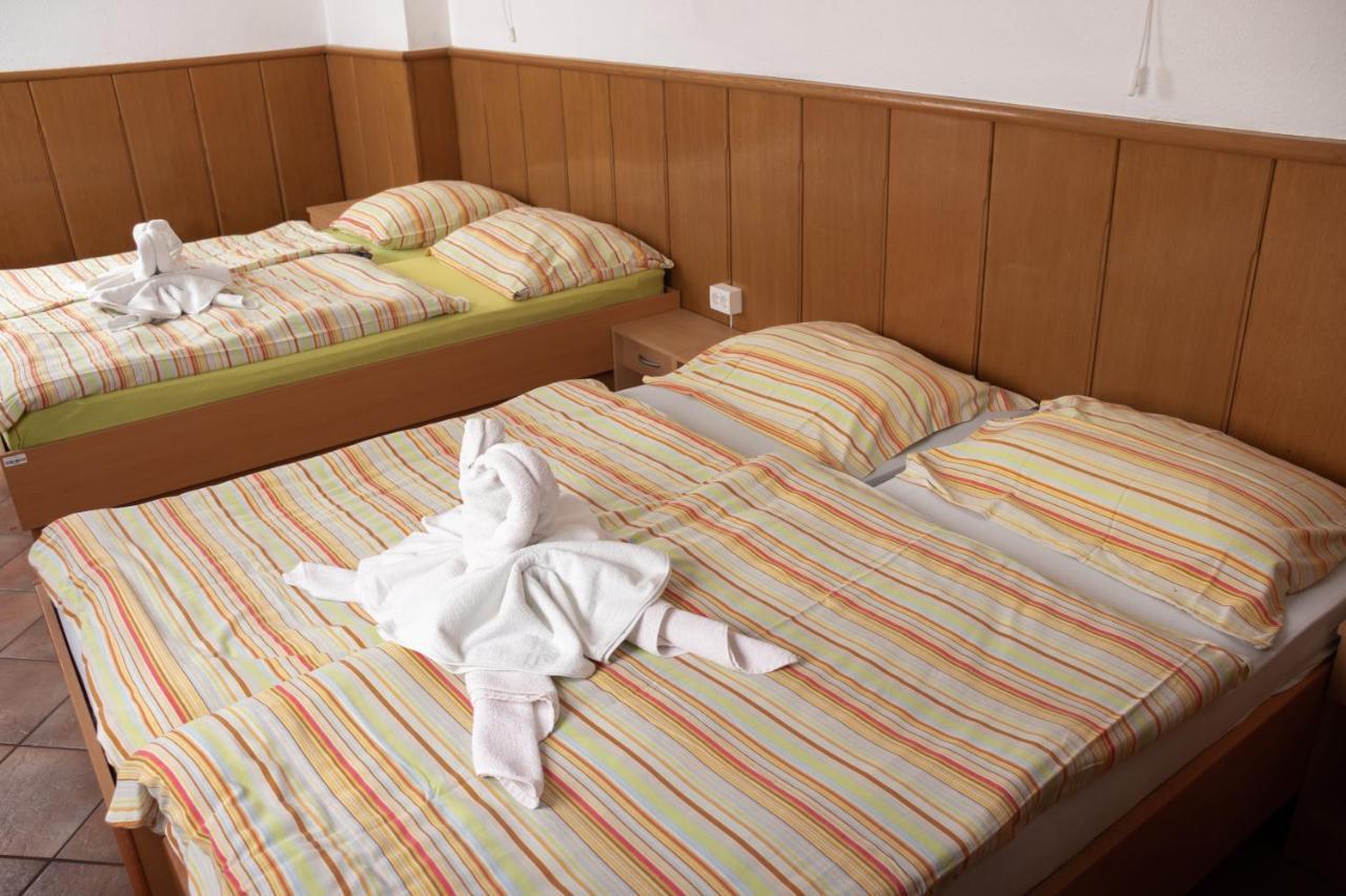 Apartma-Studio Ajdna Zirovnica Εξωτερικό φωτογραφία